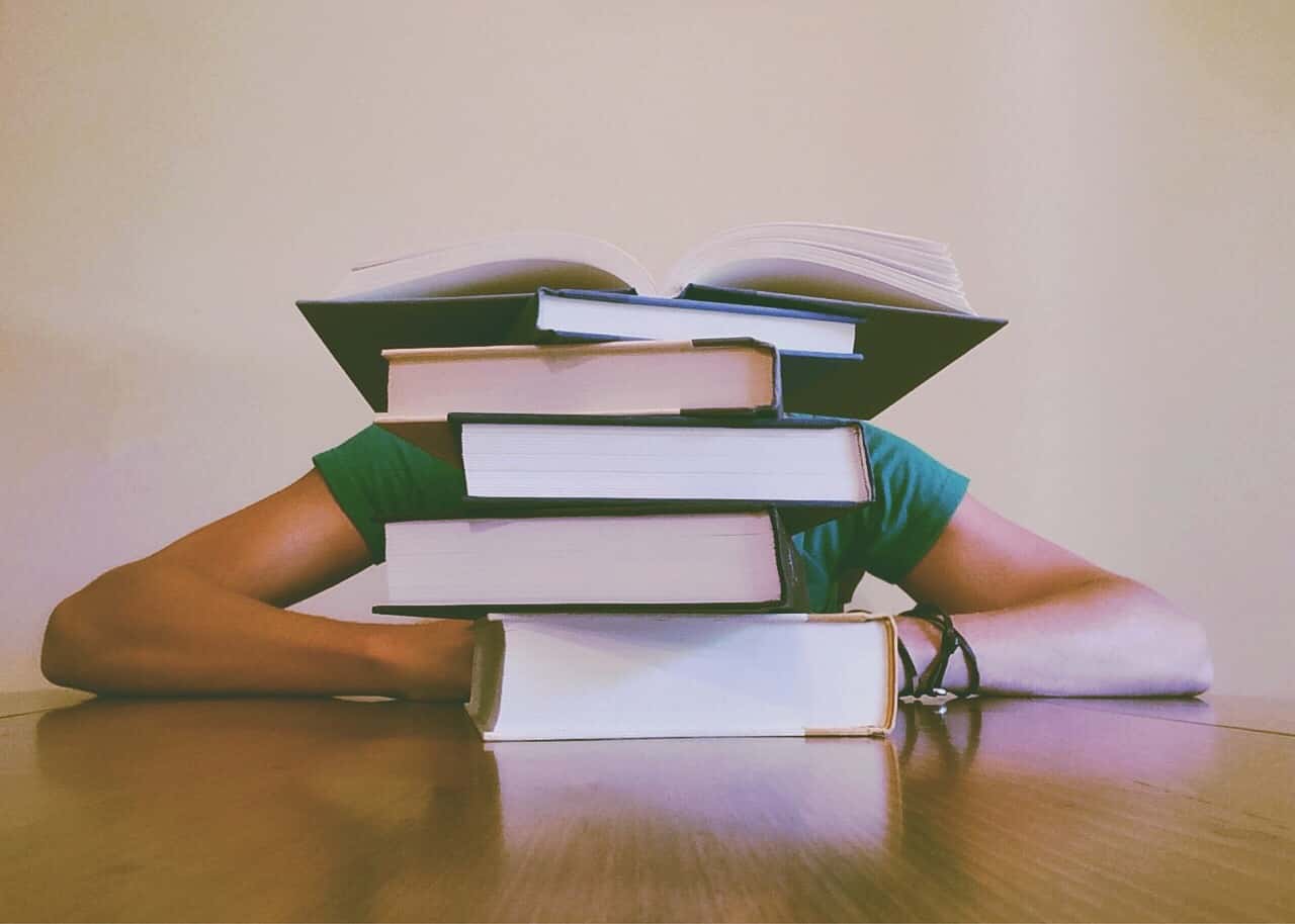 《列那狐的故事》精彩开讲:海安图书馆引领孩子探索经典文学魅力